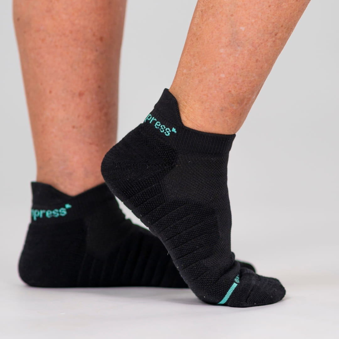 BALANCE+ Cushion Compression Low Socks - Softness That Moves