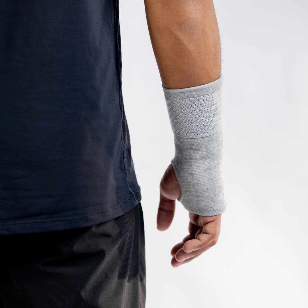 Premium Bamboo Wrist Sleeve - Easy Support Routine